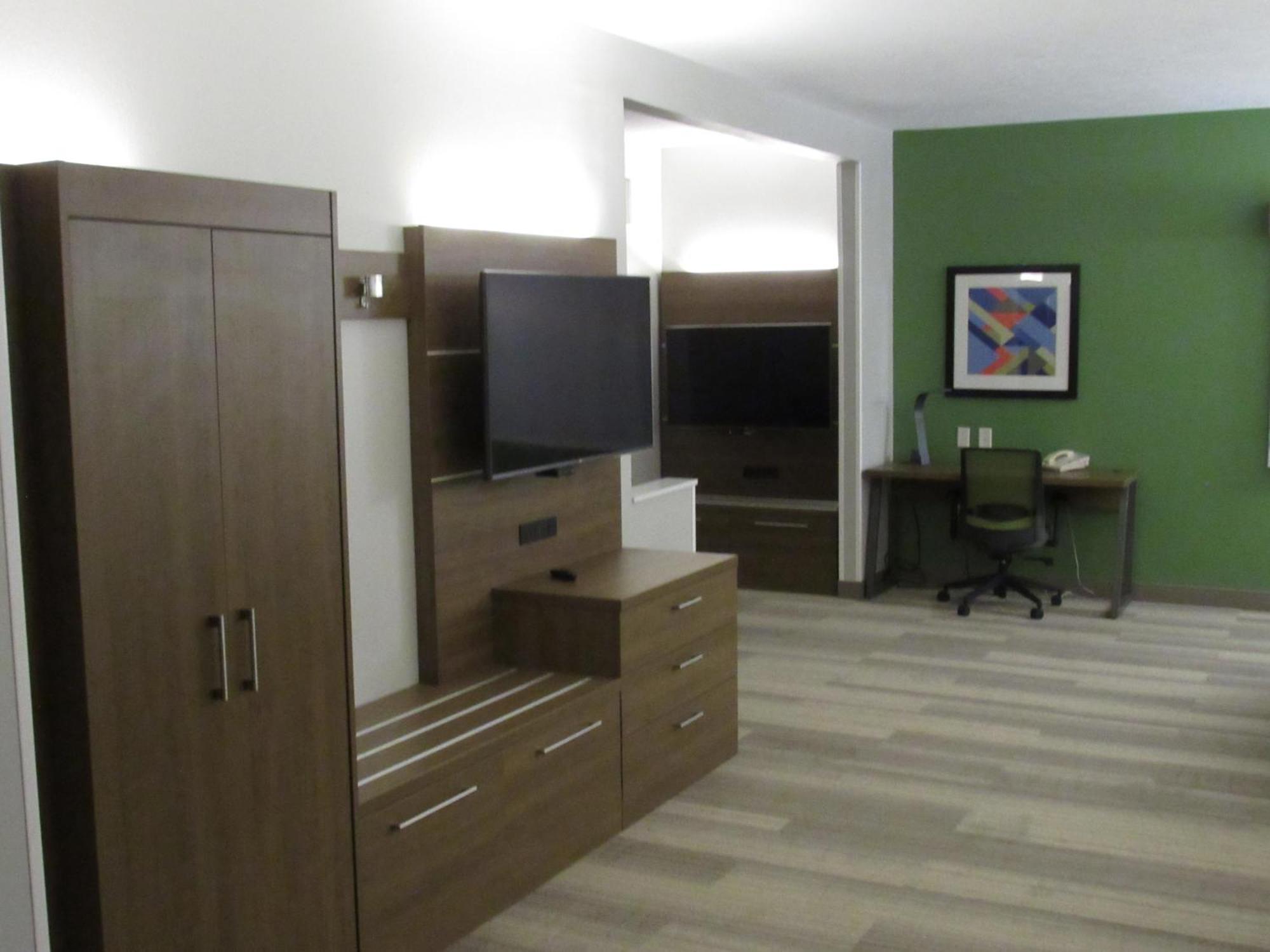 Holiday Inn Express Hotel & Suites Lincoln South By Ihg Εξωτερικό φωτογραφία