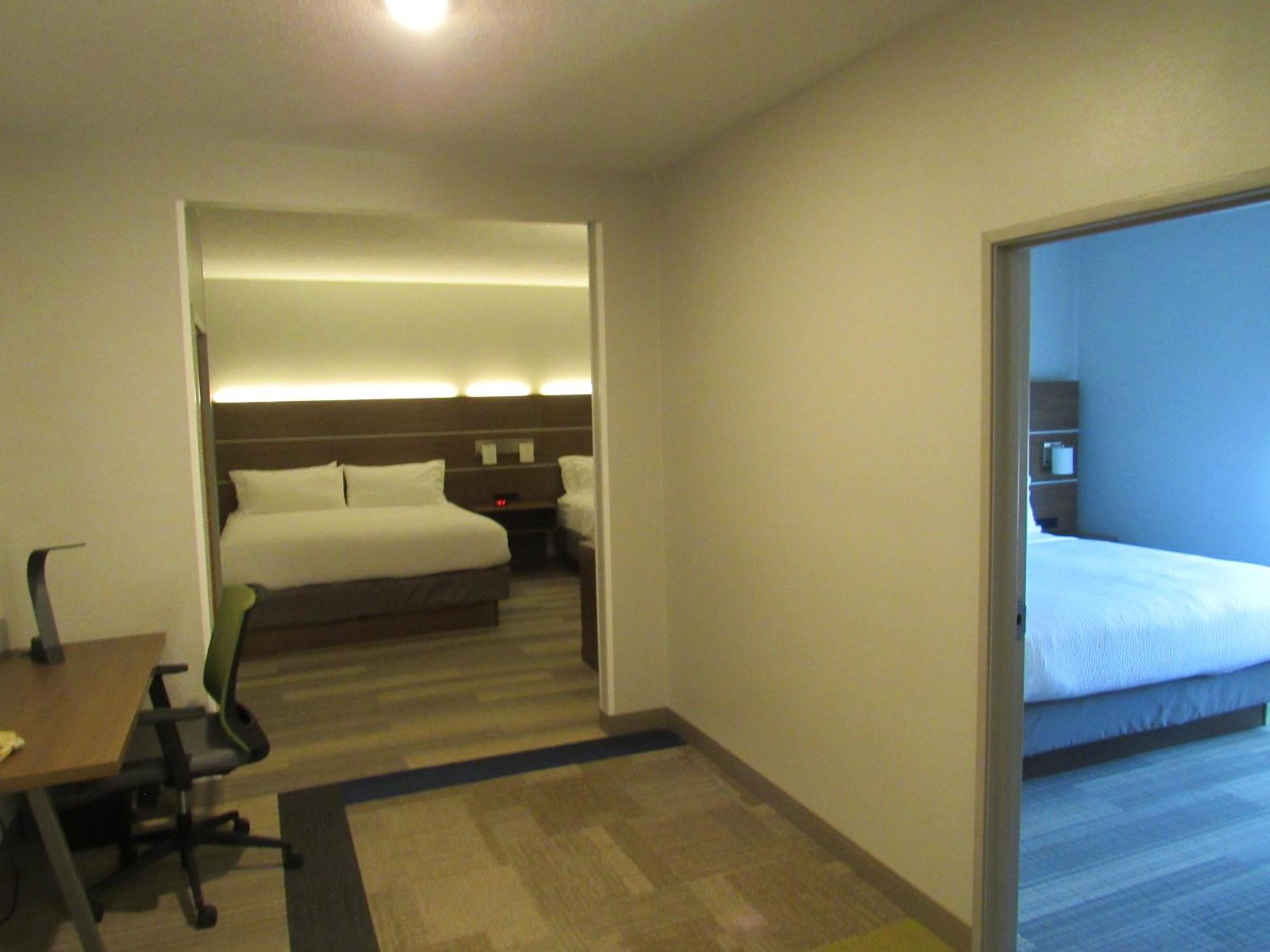 Holiday Inn Express Hotel & Suites Lincoln South By Ihg Εξωτερικό φωτογραφία